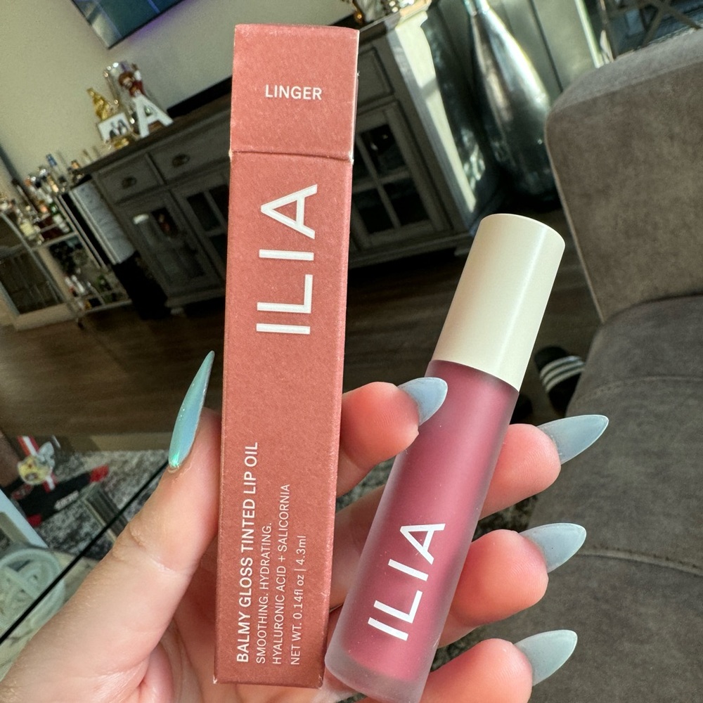 NEW ILIA Balmy Gloss Tinted Lip Oil